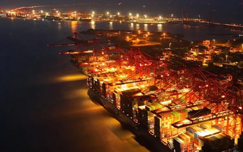 Судостроение и порты